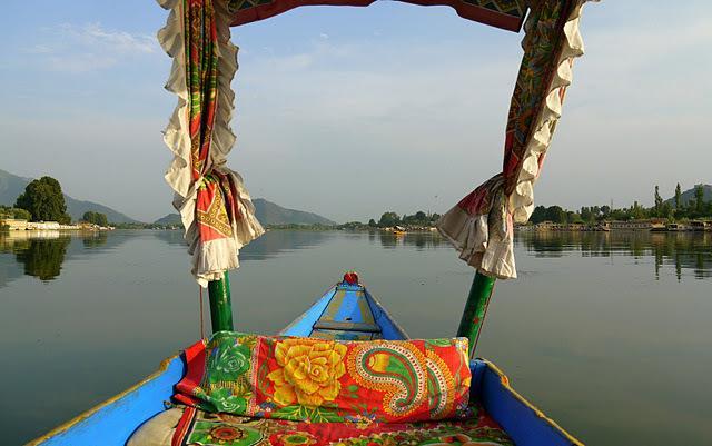 Houseboat Lily Of Nageen Srinagar  Luaran gambar